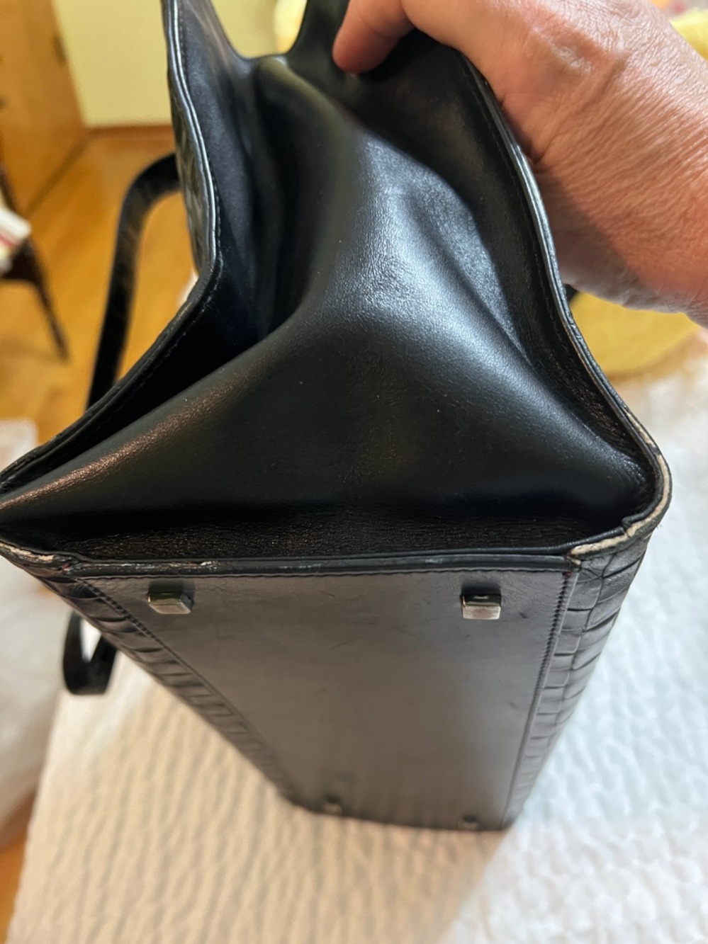 Purse - Picture 7 of 8